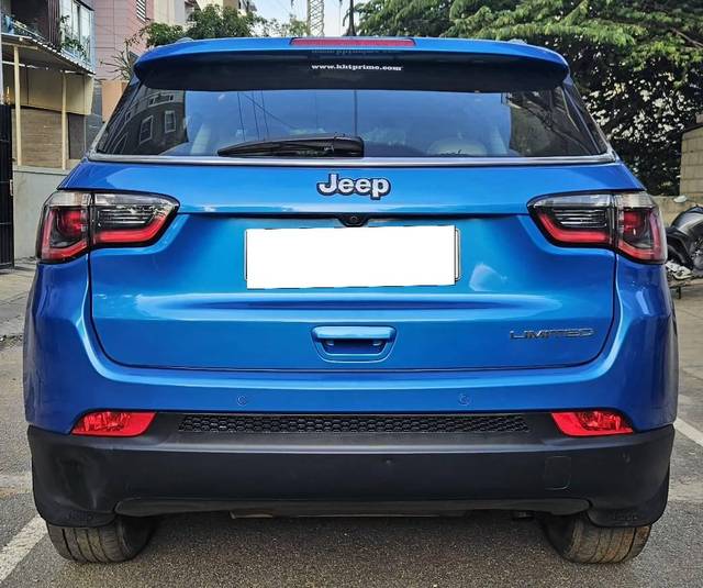 https://images10.gaadi.com/usedcar_image/4618995/original/processed_0c5fbbd8e1f11042663592cb518af2dc.jpg?imwidth=6402