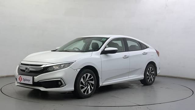 https://images10.gaadi.com/usedcar_image/4618999/original/5be5273b03bfb85be82649cae3e36352.JPG?imwidth=6400