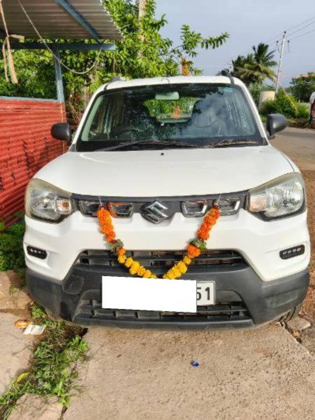 https://images10.gaadi.com/usedcar_image/4619045/original/processed_20769bb0-5896-4247-9aec-d77cd1b6bafb.jpg?imwidth=6400