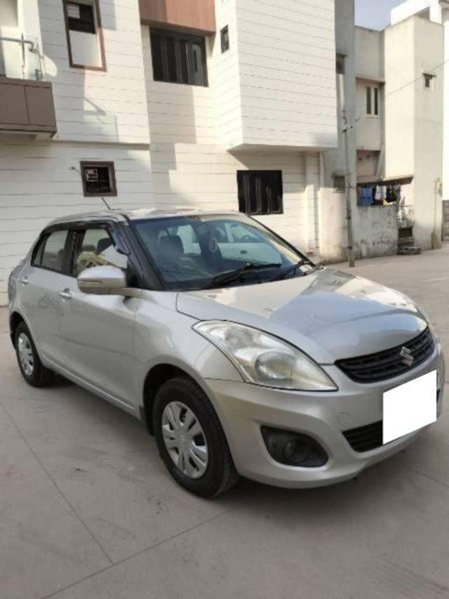 https://images10.gaadi.com/usedcar_image/4619061/original/processed_9ef39150-f7ee-4cee-a05c-cec629dea0a4.jpg?imwidth=6400