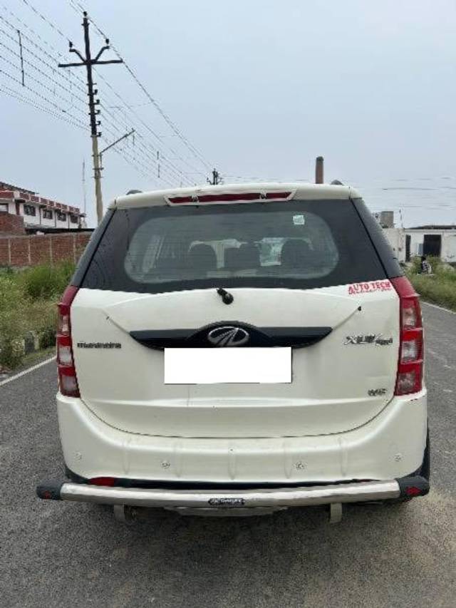https://images10.gaadi.com/usedcar_image/4619065/original/processed_55a5fed5-e8c8-4684-8ef3-4070bf16a3d0.jpeg?imwidth=6401