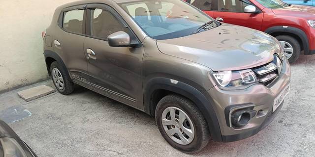 https://images10.gaadi.com/usedcar_image/4619101/original/processed_98955e8a8385b515d8656d58927d97c1.jpg?imwidth=6400