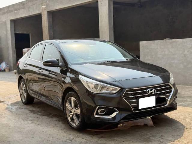 https://images10.gaadi.com/usedcar_image/4619107/original/processed_ea0c923f-f09f-4a65-bf83-5f1be2420688.jpeg?imwidth=6400