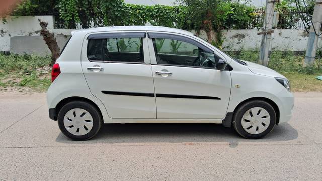 https://images10.gaadi.com/usedcar_image/4619137/original/da4f77b6db02ea4838d34af5bd42393a.jpg?imwidth=6401