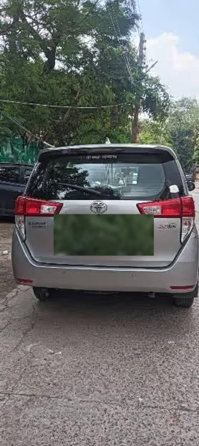 https://images10.gaadi.com/usedcar_image/4619142/original/fe388c7b-9922-4a46-b73f-0130bbf71306.png?imwidth=6400