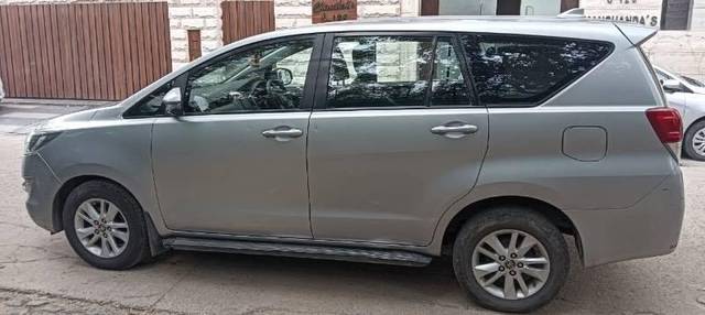 https://images10.gaadi.com/usedcar_image/4619142/original/processed_7be00c4c-d0fb-4a09-a398-25830acb0b94.jpeg?imwidth=6401