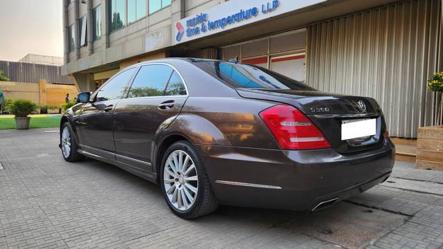 https://images10.gaadi.com/usedcar_image/4619144/original/processed_9bff89cd1087613a262814fb6c111f30.jpg?imwidth=6402