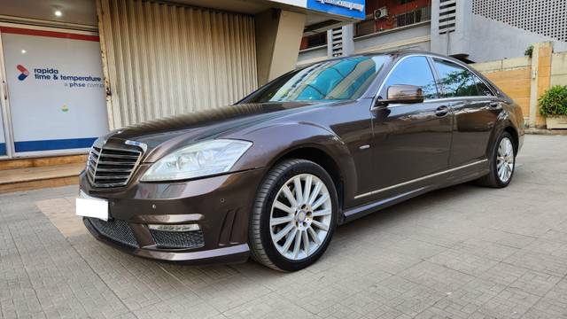 https://images10.gaadi.com/usedcar_image/4619144/original/processed_fe237f066e1a63e7bca80bc64722021e.jpg?imwidth=6400