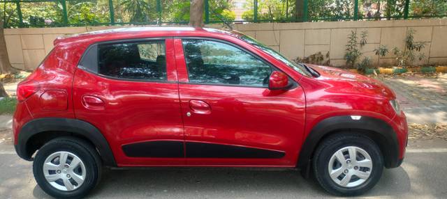https://images10.gaadi.com/usedcar_image/4619159/original/processed_ddb7c916fe82194edcef7cf9f7741aeb.jpg?imwidth=6401