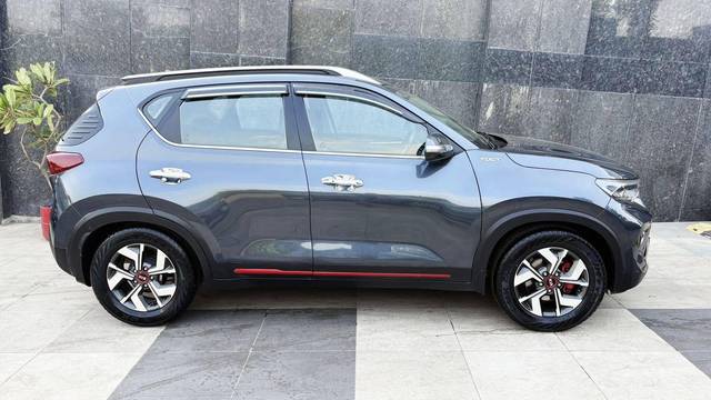 https://images10.gaadi.com/usedcar_image/4619171/original/processed_c316b57a9849ff8bd864a132c67b4ced.jpg?imwidth=6401