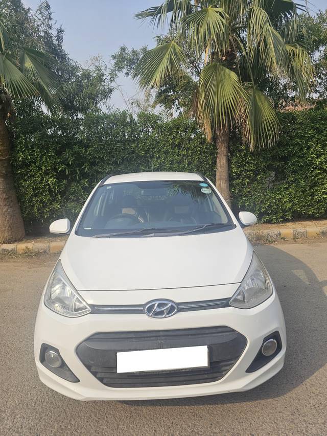 https://images10.gaadi.com/usedcar_image/4619178/original/processed_349a641e24c643d50f00901d26900d91.jpg?imwidth=6400