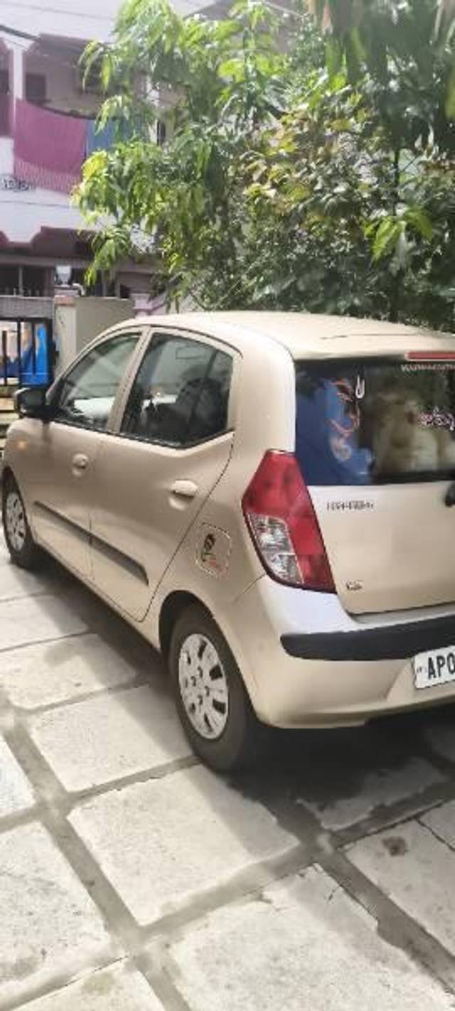 https://images10.gaadi.com/usedcar_image/4619182/original/processed_c5c6bd5d-316e-42bd-a7fc-352eef3b33ca.jpg?imwidth=6401