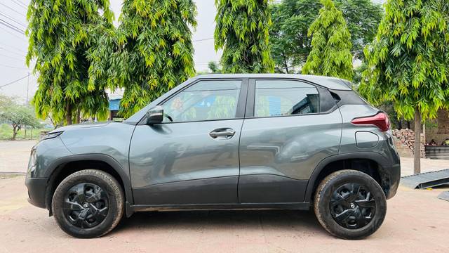 https://images10.gaadi.com/usedcar_image/4619220/original/processed_aacb254943ea89ef21982cc6b2ff75a7.jpg?imwidth=6401