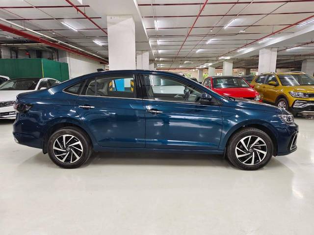 https://images10.gaadi.com/usedcar_image/4619245/original/processed_c059021702a45dbcc40ea277acd7a7e3.jpg?imwidth=6401