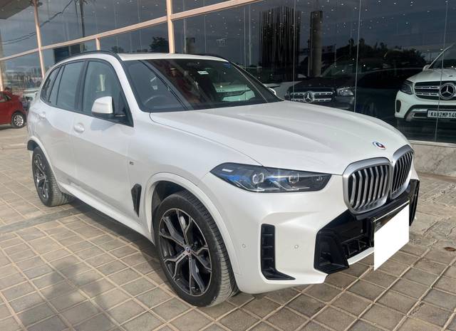 https://images10.gaadi.com/usedcar_image/4619254/original/processed_317a1aadf212e1bc9a9f62e26e9e1256.jpg?imwidth=6400