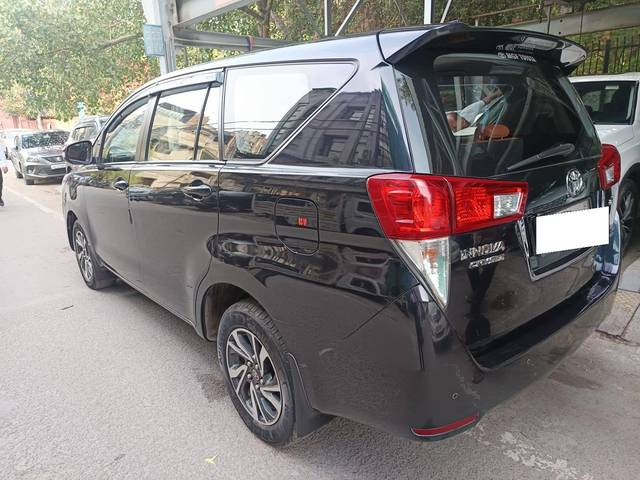 https://images10.gaadi.com/usedcar_image/4619263/original/processed_a7fbca1c58721e478e40ac44bfeeca14.jpg?imwidth=6402