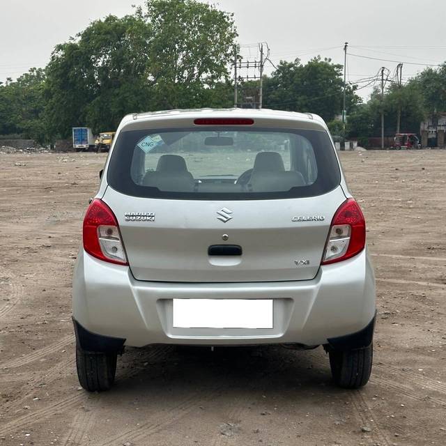 https://images10.gaadi.com/usedcar_image/4619272/original/processed_78198666-d870-4302-826b-79477226a09f.jpg?imwidth=6402