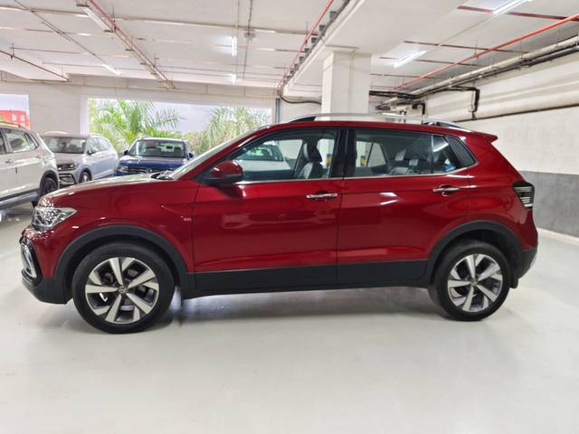 https://images10.gaadi.com/usedcar_image/4619282/original/61b3adc9f0658eebf51963ff7ab81d77.jpg?imwidth=6402