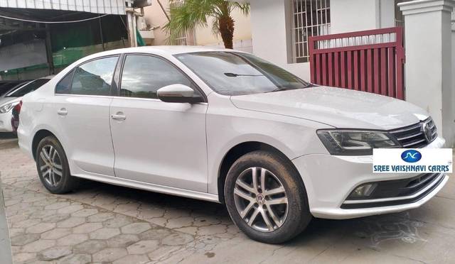 https://images10.gaadi.com/usedcar_image/4619290/original/processed_1d2e356860c9fc828367b293008bbe96.jpg?imwidth=6400