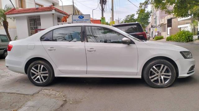 https://images10.gaadi.com/usedcar_image/4619290/original/processed_e59b0e2c2b1c189b9d6b1433be65faa2.jpg?imwidth=6401