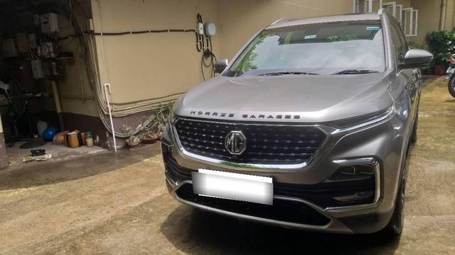 https://images10.gaadi.com/usedcar_image/4619326/original/processed_processed_f2474a45-9d9f-4e17-a219-0f4078fe45c2.jpg?imwidth=6400