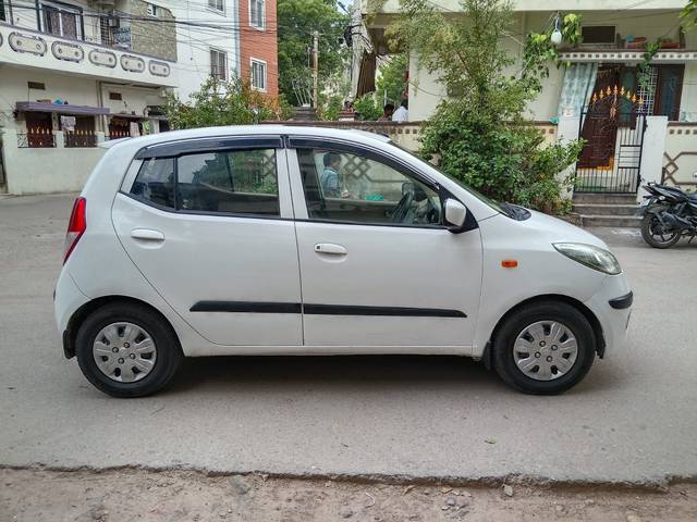 https://images10.gaadi.com/usedcar_image/4619330/original/378d60f44d3c14e298dd571ccfab5455.jpg?imwidth=6401
