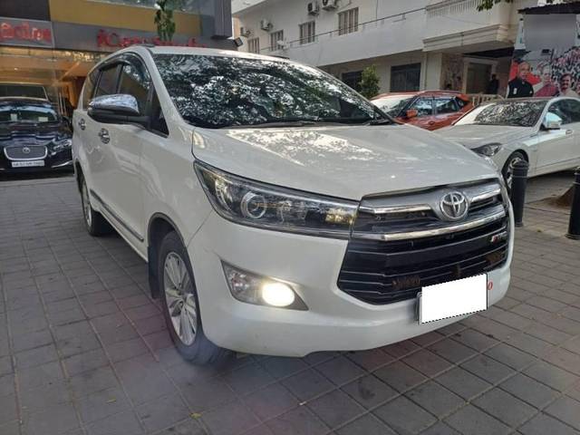 https://images10.gaadi.com/usedcar_image/4619336/original/processed_f7035dc21160a13c9aaa2743f695e453.jpg?imwidth=6400