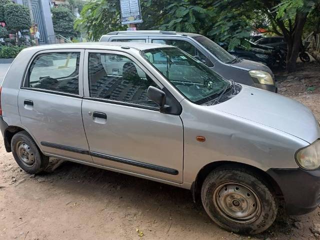 https://images10.gaadi.com/usedcar_image/4619342/original/processed_33609bd8-4887-4d73-b487-fe903c0ffad8.jpg?imwidth=6401