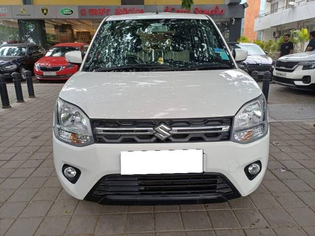 https://images10.gaadi.com/usedcar_image/4619345/original/processed_09f53d24edc8a075db9a69dfad1b384c.jpg?imwidth=6400