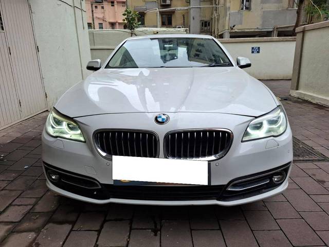 https://images10.gaadi.com/usedcar_image/4619347/original/processed_a1b80eb3c2bba7d0cdb105c7830a499d.jpg?imwidth=6402
