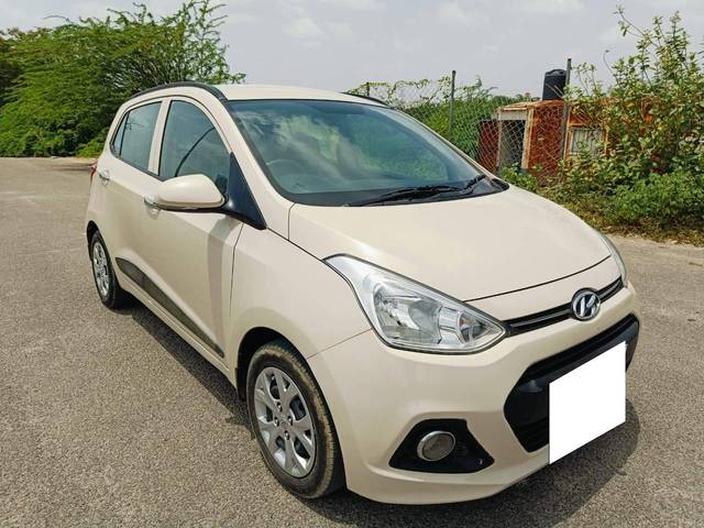 https://images10.gaadi.com/usedcar_image/4619361/original/processed_c76a21e0cd5f9239201df09fe805b9db.jpg?imwidth=6401