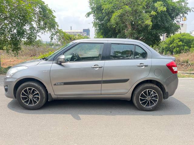 https://images10.gaadi.com/usedcar_image/4619408/original/processed_933037a0c9e92a2ea4269bb028fc5eaa.jpg?imwidth=6402