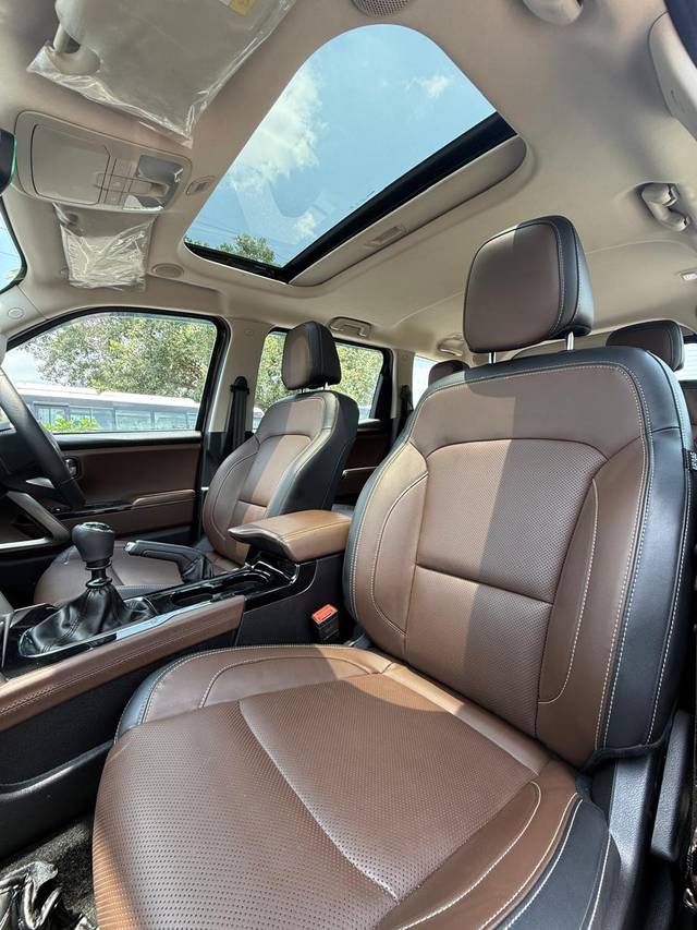 https://images10.gaadi.com/usedcar_image/4619409/original/39c540e29a68a2d0b8c5cf89ec74daeb.jpg?imwidth=6400