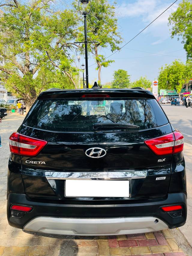 https://images10.gaadi.com/usedcar_image/4619416/original/processed_25a08ab188963633575da2c687713241.jpg?imwidth=6401