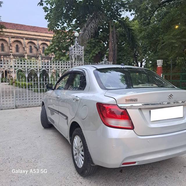 https://images10.gaadi.com/usedcar_image/4619425/original/processed_2d0f0243493396300e2f56964e153df7.jpg?imwidth=6402