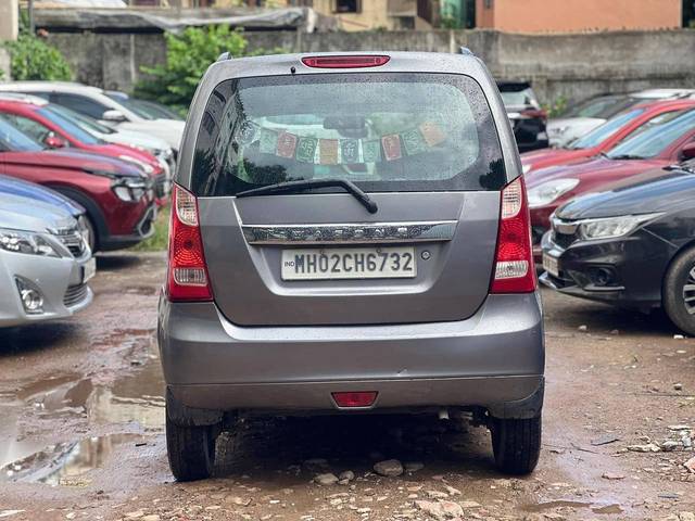 https://images10.gaadi.com/usedcar_image/4619429/original/processed_0595b4dd796058a46c2f3892a7682df7.jpg?imwidth=6401