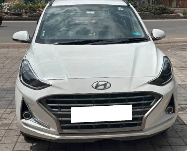https://images10.gaadi.com/usedcar_image/4619470/original/processed_7852612a-d630-47a0-8534-d63aa6c51cbb.png?imwidth=6402