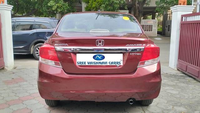 https://images10.gaadi.com/usedcar_image/4619480/original/processed_04c827a3dc11066efbc4979b0bf9a1de.jpg?imwidth=6402