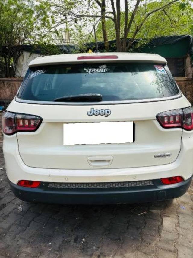 https://images10.gaadi.com/usedcar_image/4619486/original/processed_49864461-a336-4379-99a4-90e00e99d6e0.jpeg?imwidth=6401