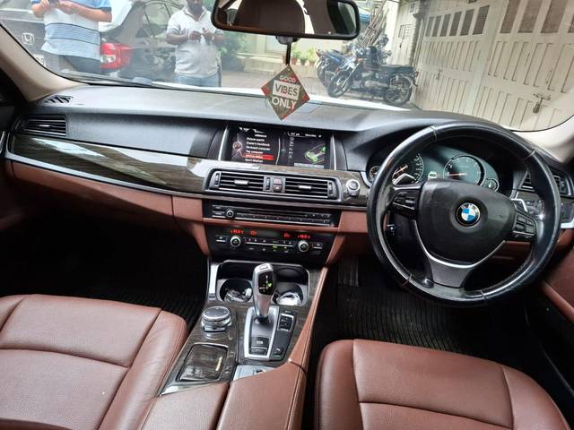 https://images10.gaadi.com/usedcar_image/4619497/original/dfaa9b5afa1a51ac64dfac818228ec5d.jpg?imwidth=6402