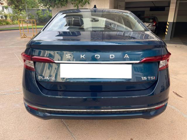 https://images10.gaadi.com/usedcar_image/4619500/original/processed_31fbb038fcc2db707a9d8b70cb548dfc.jpeg?imwidth=6402