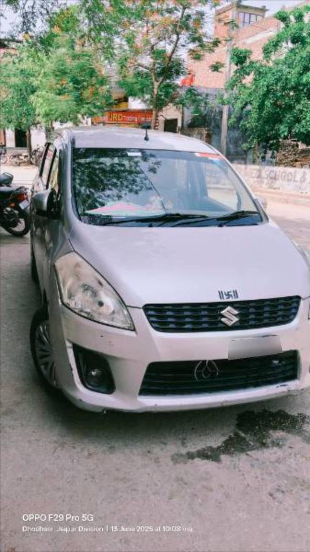 https://images10.gaadi.com/usedcar_image/4619512/original/processed_e7647142-db8b-4982-9eb0-dba7b8625fe8.jpg?imwidth=6401