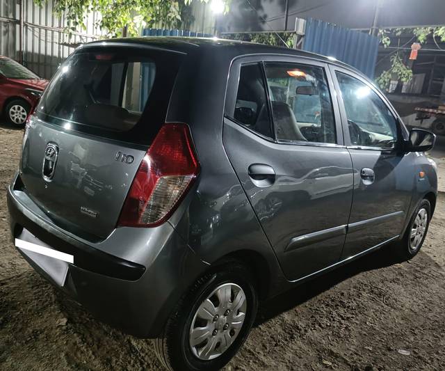 https://images10.gaadi.com/usedcar_image/4619518/original/processed_ea87653405fb2f805aeee6e2d0656268.jpg?imwidth=6402
