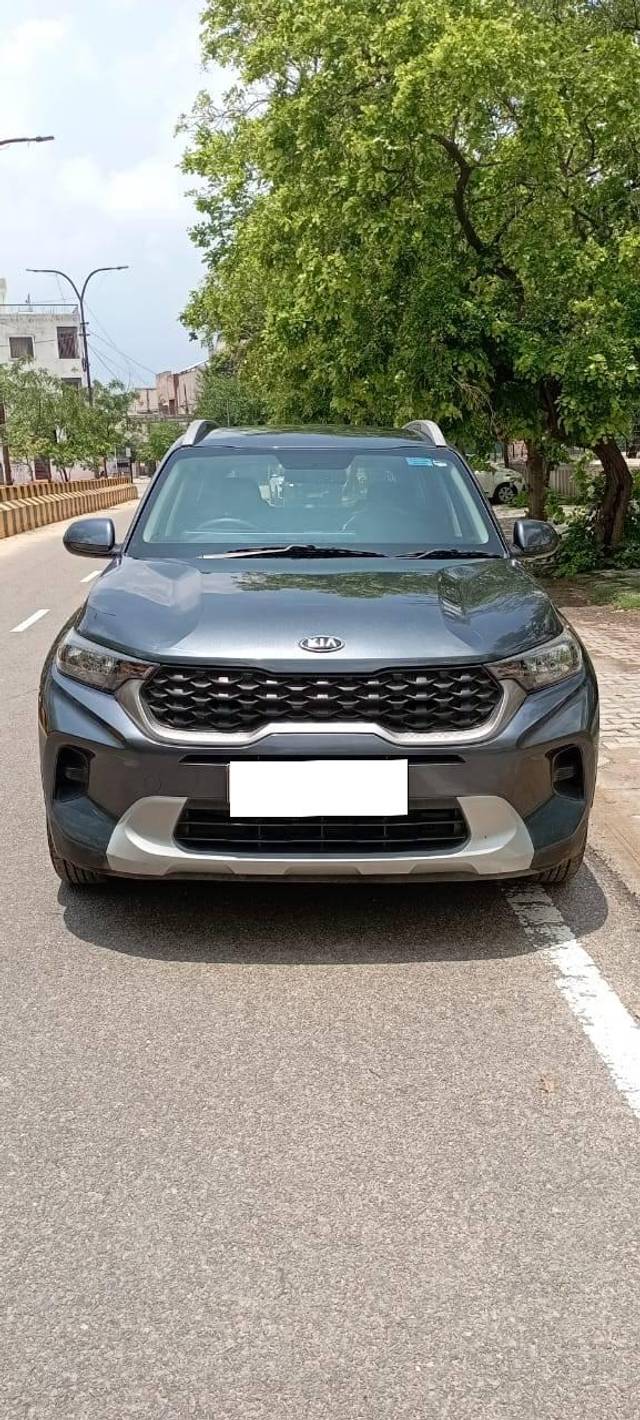 https://images10.gaadi.com/usedcar_image/4619534/original/processed_30324ccb-cc7d-431f-a3ed-0e6ae2b3f7f3.jpg?imwidth=6400