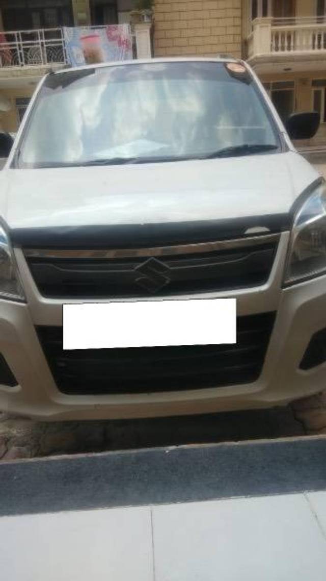 https://images10.gaadi.com/usedcar_image/4619590/original/processed_37e962a7-bbf5-43c5-bcbd-c2826233b6d9.jpeg?imwidth=6400