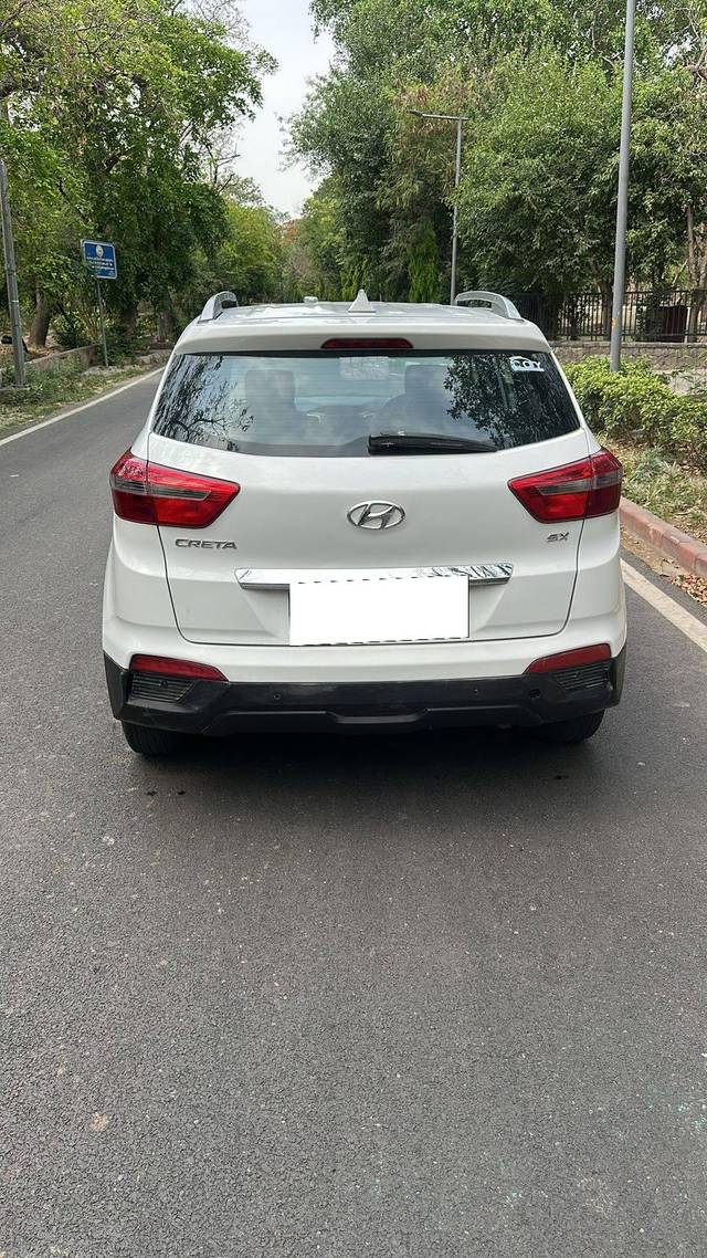 https://images10.gaadi.com/usedcar_image/4619623/original/processed_335a3e51223340ab4840f7c864b77cb3.jpg?imwidth=6401