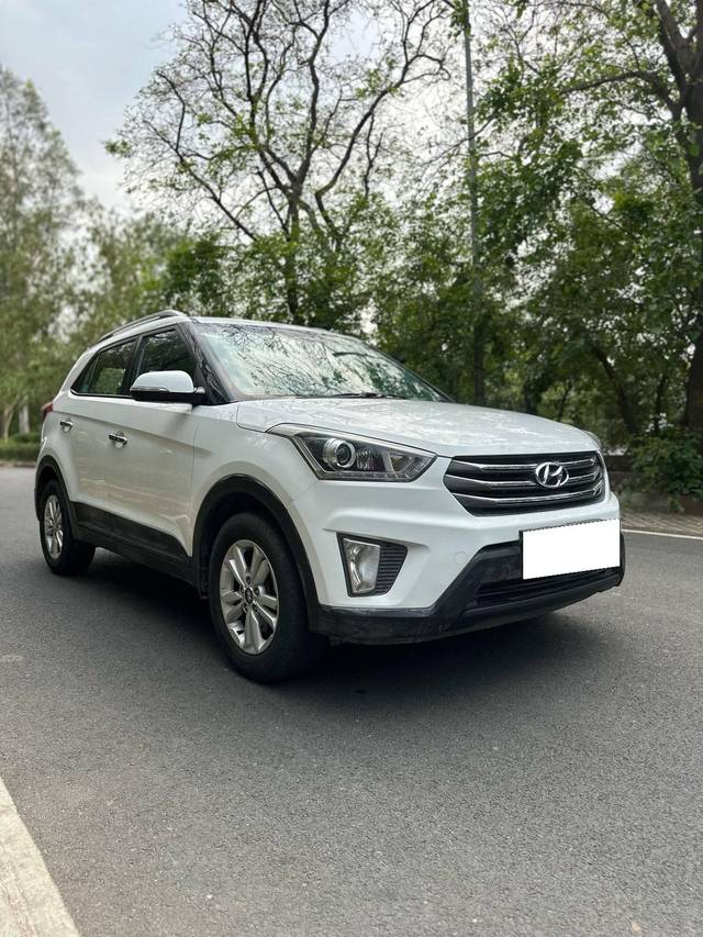 https://images10.gaadi.com/usedcar_image/4619623/original/processed_f2e246775f4c0f170cabe58521008ab9.jpg?imwidth=6400