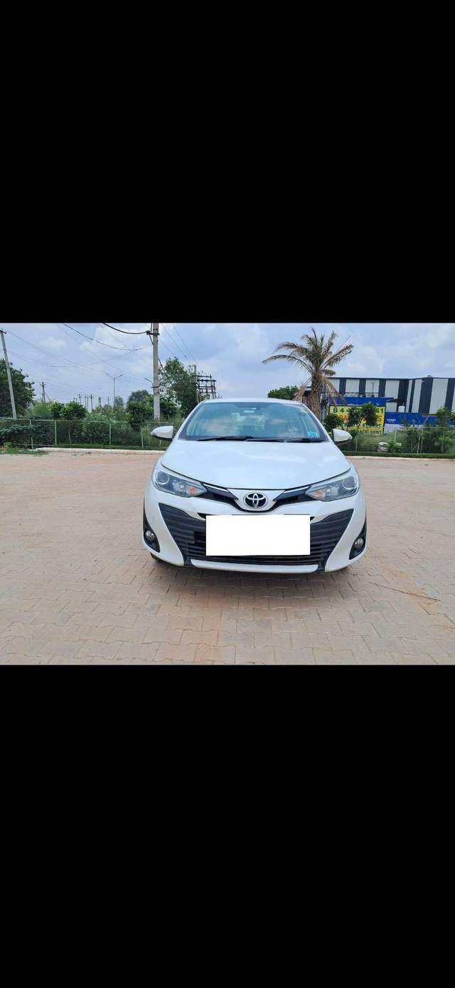https://images10.gaadi.com/usedcar_image/4619628/original/processed_2517af814a12ed44b95add677dbc8087.jpg?imwidth=6401