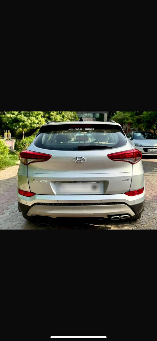 https://images10.gaadi.com/usedcar_image/4619636/original/processed_c3748576-d642-4fbc-a1fe-5b7f2f60a24d.png?imwidth=6401