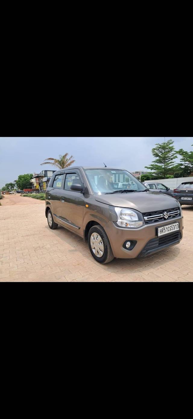 https://images10.gaadi.com/usedcar_image/4619639/original/processed_c30cba77175800aa30851da64f12a592.jpg?imwidth=6402